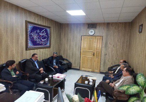 شهردار و اعضای شورای اسلامی شهر نطنز با دادستان جدید